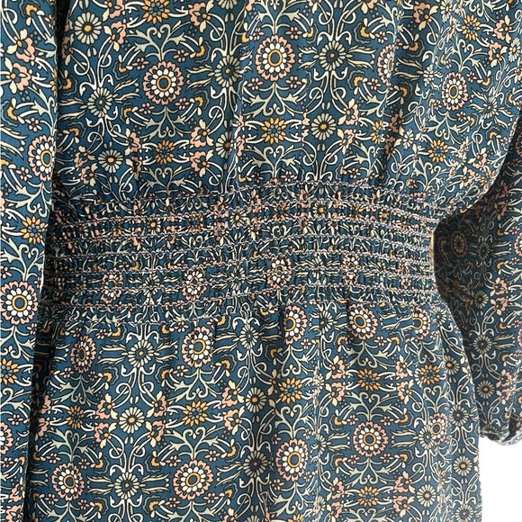 Max Studio Blue Floral Boho Peplum Blouse Tie Waist V-Neck Long Sleeve M - Picture 5 of 9